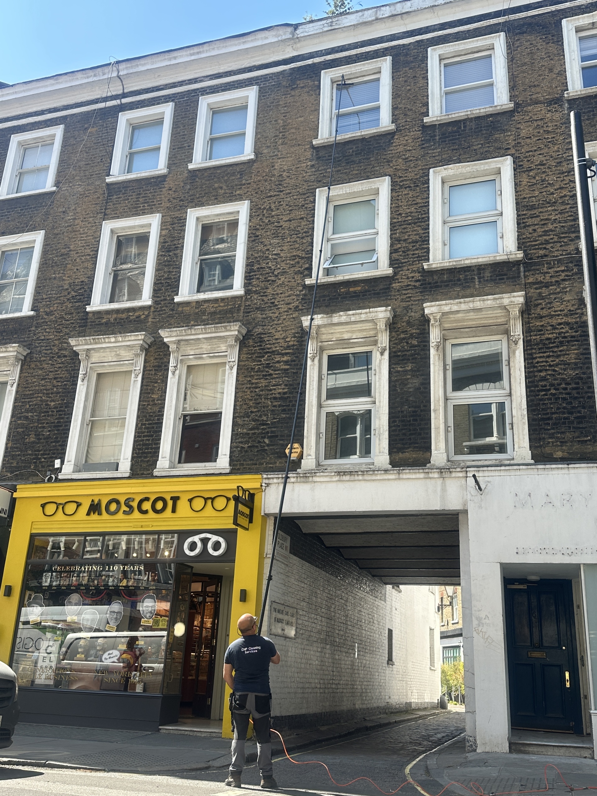 Window cleeaing Hampstead